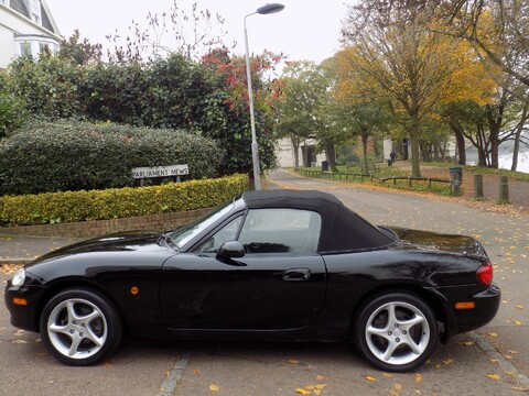 Mazda MX-5 S-VT SPORT 38