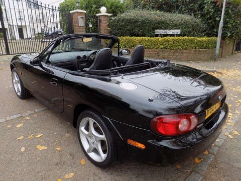 Mazda MX-5 S-VT SPORT 68