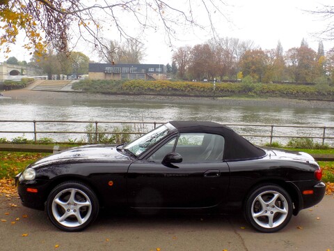 Mazda MX-5 S-VT SPORT 83
