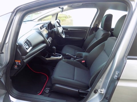 Honda Jazz 1.3 i-VTEC SE Navi 5dr CVT Petrol Hatchback 11