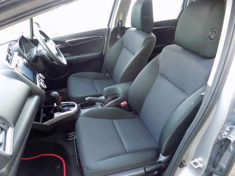 Honda Jazz 1.3 i-VTEC SE Navi 5dr CVT Petrol Hatchback 12
