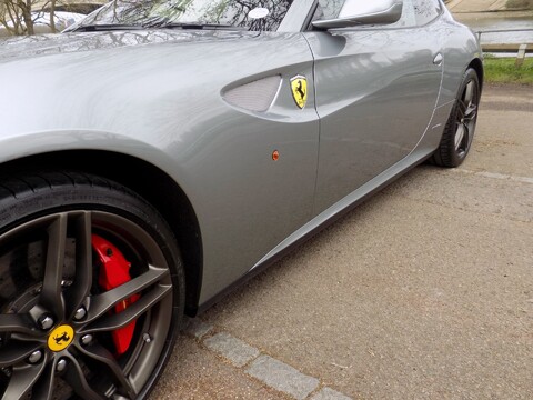 Ferrari FF V12 F1 9