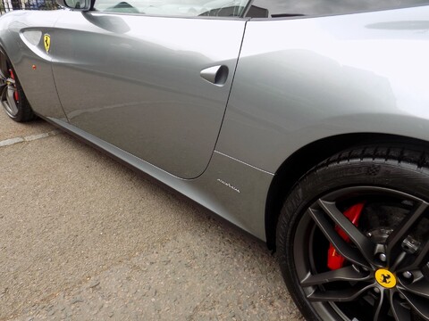 Ferrari FF V12 F1 10