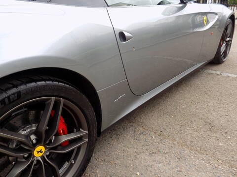 Ferrari FF V12 F1 11