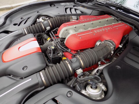 Ferrari FF V12 F1 29