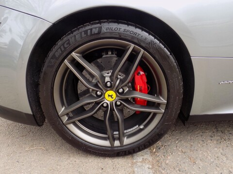 Ferrari FF V12 F1 46