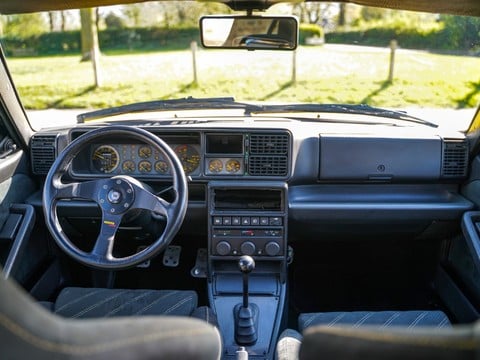 Lancia Delta HF INTEGRALE 16V 4WD LHD 4