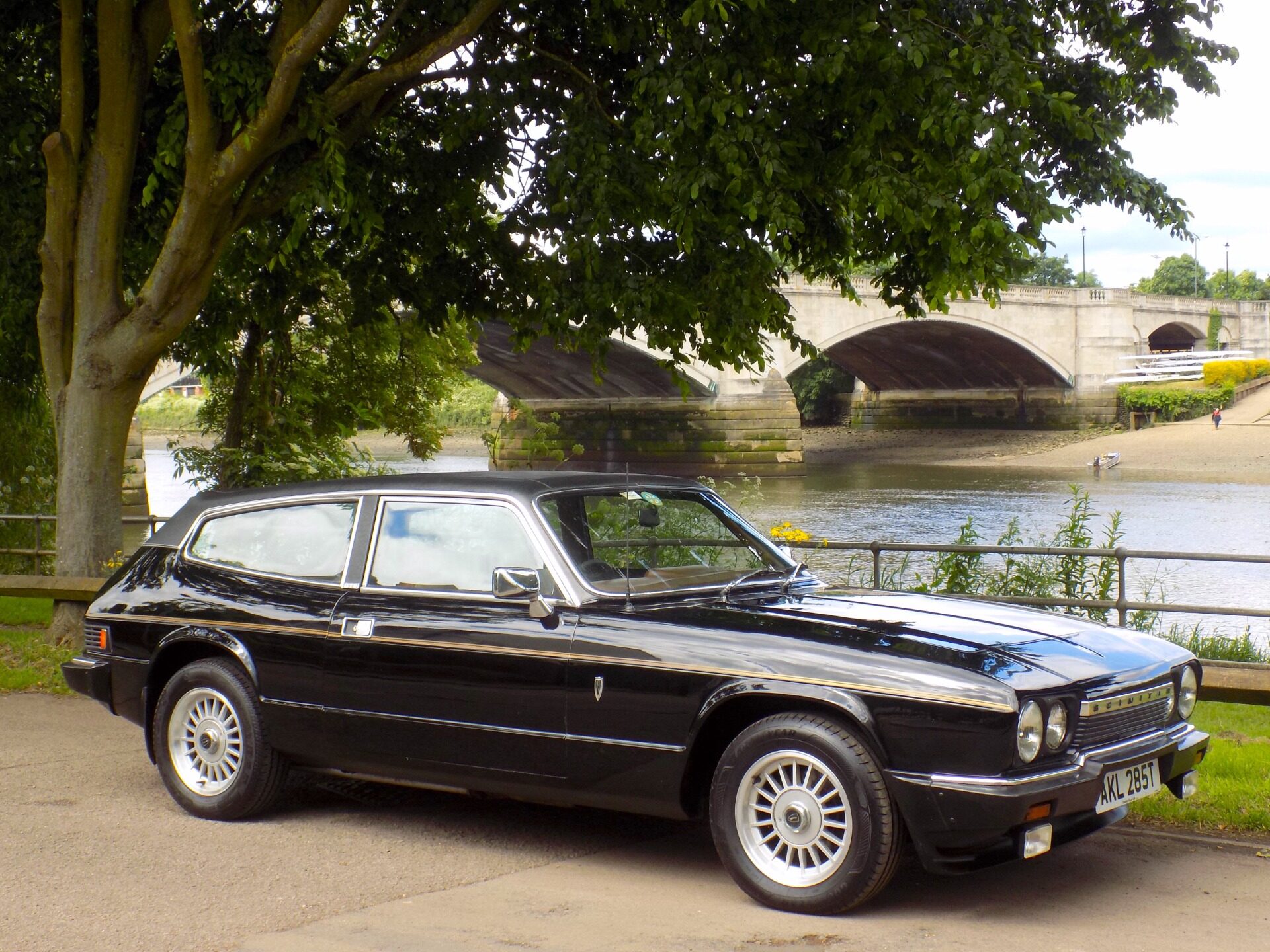 Used 1978 Reliant Scimitar GTE SE6a for sale | Classic Chrome