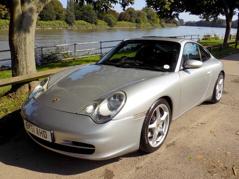 Porsche 911 Carrera 2 3