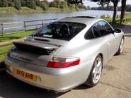 Porsche 911 Carrera 2 4