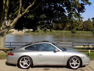 Porsche 911 Carrera 2 5