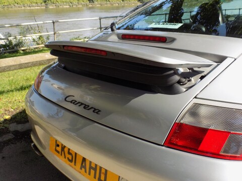Porsche 911 Carrera 2 34