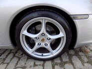 Porsche 911 Carrera 2 37