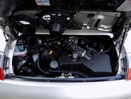 Porsche 911 Carrera 2 42