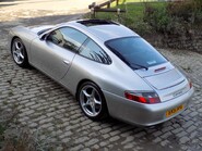 Porsche 911 Carrera 2 50