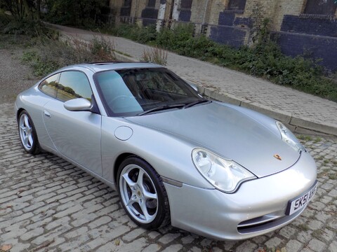 Porsche 911 Carrera 2 53