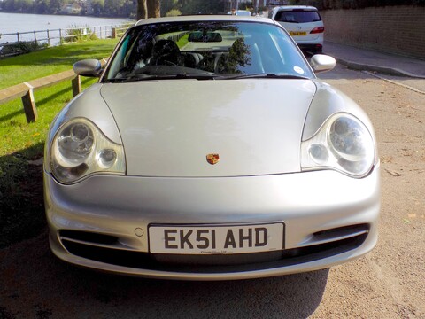 Porsche 911 Carrera 2 60