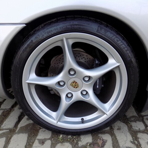 Porsche 911 Carrera 2