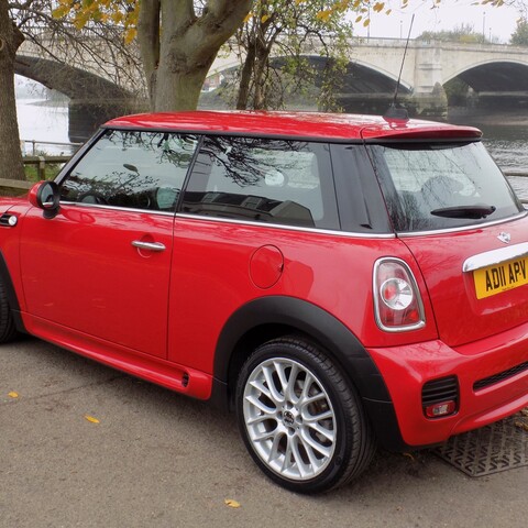 Mini Hatch COOPER
