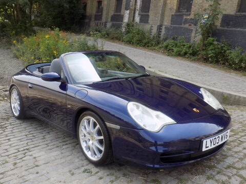 Porsche 911 CARRERA 2 CONVERTIBLE 3