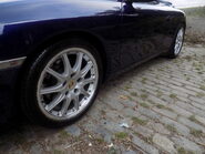 Porsche 911 CARRERA 2 CONVERTIBLE 23