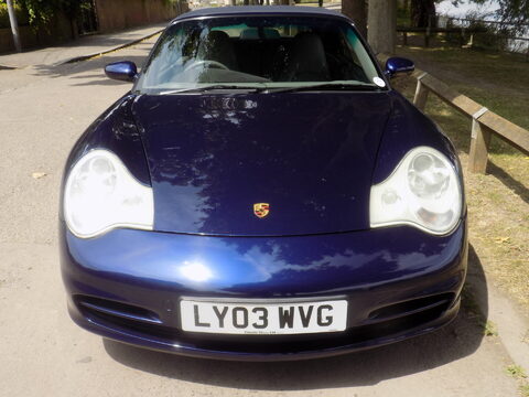 Porsche 911 CARRERA 2 CONVERTIBLE 76