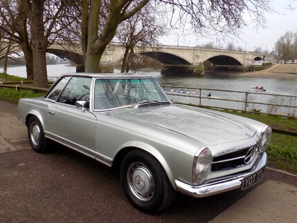 Mercedes-Benz SL Series 280 SL Pagoda (W113)