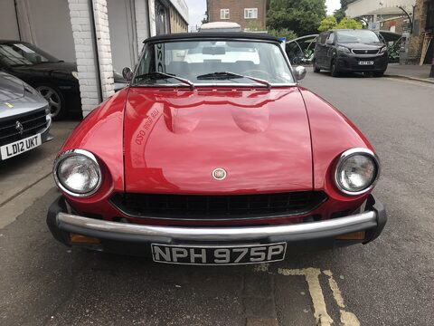 Fiat 124 Spider CS 1800 1