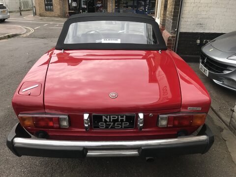 Fiat 124 Spider CS 1800 2