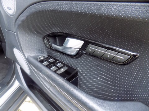 Land Rover Range Rover Evoque SI4 DYNAMIC LUX 18