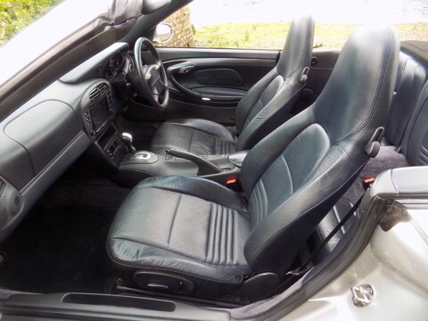 Porsche 911 CARRERA 3.4 TIPTRONIC S 14