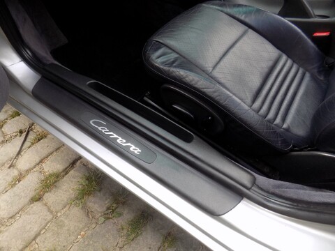 Porsche 911 CARRERA 3.4 TIPTRONIC S 23