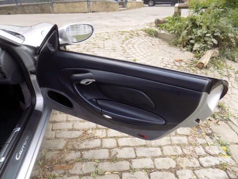 Porsche 911 CARRERA 3.4 TIPTRONIC S 25