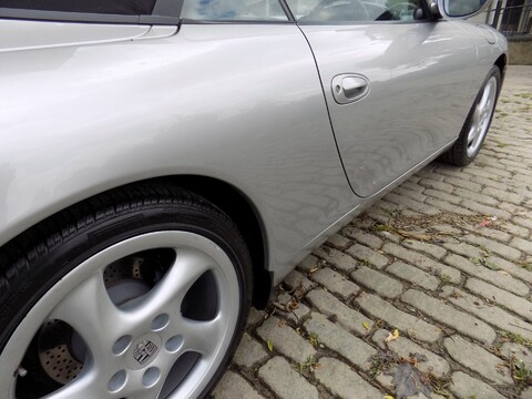 Porsche 911 CARRERA 3.4 TIPTRONIC S 30