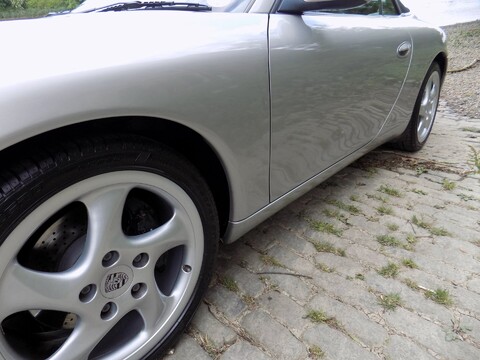 Porsche 911 CARRERA 3.4 TIPTRONIC S 32