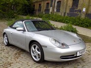 Porsche 911 CARRERA 3.4 TIPTRONIC S 39