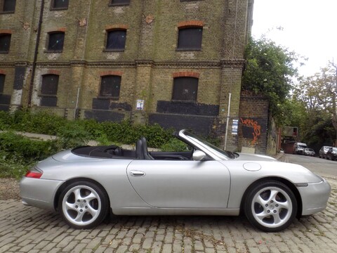 Porsche 911 CARRERA 3.4 TIPTRONIC S 42