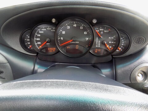Porsche 911 CARRERA 3.4 TIPTRONIC S 2