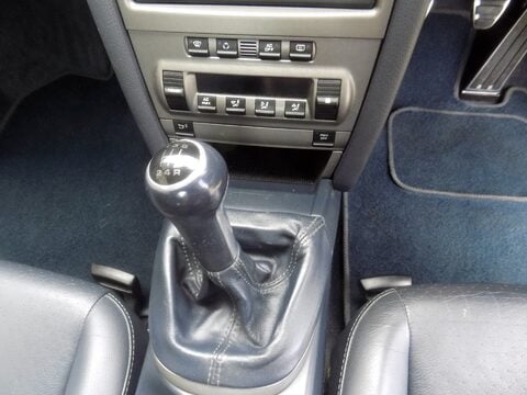Porsche Cayman 24V 19