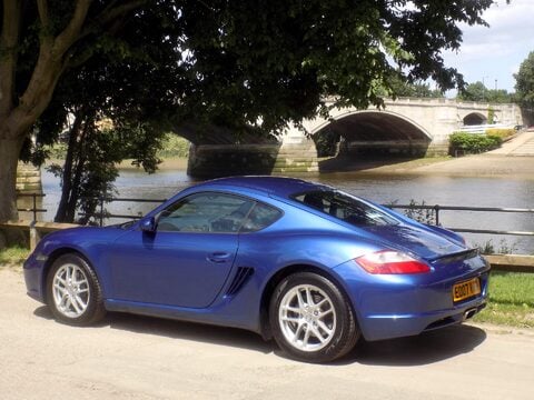 Porsche Cayman 24V 44