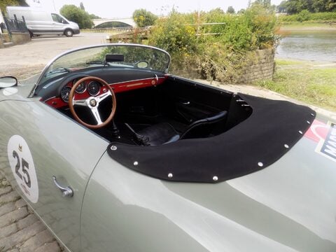 Vintage Speedster 356 Replica Outlaw 37