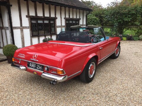 Mercedes-Benz SL Series 280 SL Pagoda Sports 3