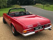 Mercedes-Benz SL Series 280 SL Pagoda Sports 18