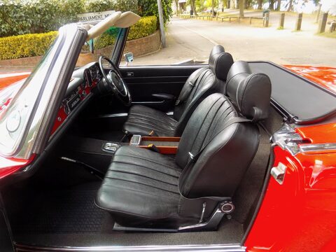 Mercedes-Benz SL Series 280 SL Pagoda Sports 26