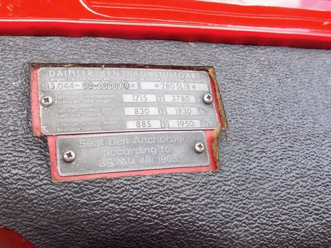 Mercedes-Benz SL Series 280 SL Pagoda Sports 32