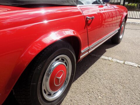 Mercedes-Benz SL Series 280 SL Pagoda Sports 46