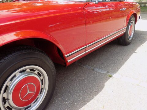 Mercedes-Benz SL Series 280 SL Pagoda Sports 47