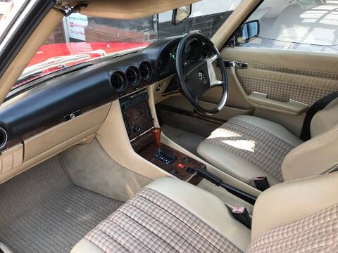 Mercedes-Benz SL Series 300 SL Sports 7