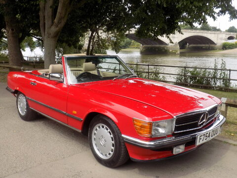 Mercedes-Benz SL Series 300 SL Sports 5