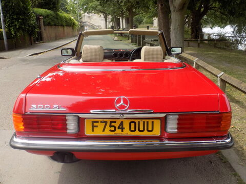 Mercedes-Benz SL Series 300 SL Sports 10